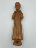 Kovács Margit Iskolás fiú kerámia szobra