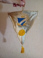 Mtk régi asztali zászló focis relikvia