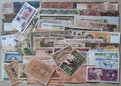 54 db Külföldi + néhány Magyar bankjegy lot, vegyes minőség!