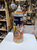 Régi ón fedeles porcelán kupa