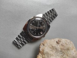 Szovjet nagyon ritka Mundo Poljot Automata 30 köves karóra