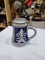 Ón fedeles német porcelán kupa