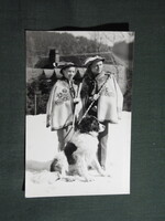 Képeslap,fotó,Lengyelország,Zakopane népviselet,népművészet,bernáthegyi kutya,1960-