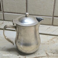 Ezüstözött alpakka hasas kis  kancsó eladó! 3 dl-es 2 db