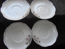 4 db Zsolnay  tányér  (csészealj ) porcelán   aranykontúros tollazott minta