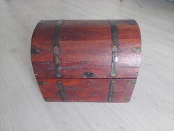 Mangófa- rózsafa kincsesláda balinéz