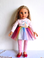 Gyönyörű alvós, hajas baba