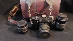 Zenit TTL + 3 db objektív , táska stb