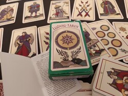 Ludvig - tarot Játék és művészet 78 lapos tarotkártya dobozában kisérőfüzettel jóskártya ezotéria