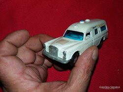 MATCHBOX SUPERKINGS MERCEDES BENZ "BINZ" Ambulance fém kisautó ( NAGY MÉRET KING SIZE )