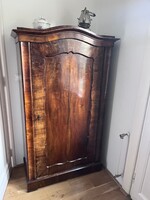Biedermeier felújított ruhásszekrény 2 db