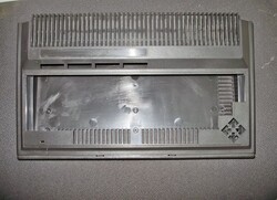 Commodore C+4  üres ház
