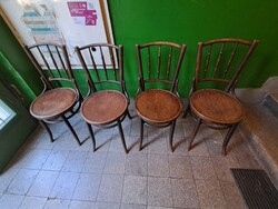 Thonet szèkek eladòak, jelzett ès mintás ülőke