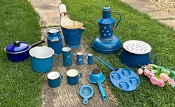 Kék zománcos tárgyak rocska tál mérőedény szűrő ceglédi kanna