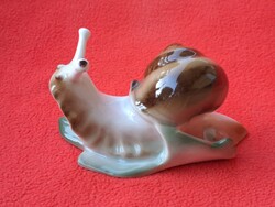 Zsolnay csiga porcelán figura