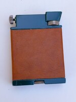 Nagyméretű , Gamma   asztali  benzines. öngyújtó .