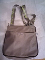 Bogner keresztpántos válltáska