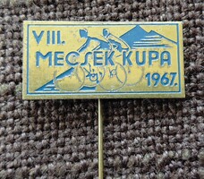 VIII. Mecsek kupa 1967 . Jelvény  , kitüző .