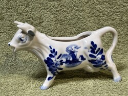 Holland porcelán tejszínkiöntő, tehén alakú, figura