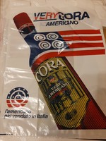 33 db retro nejlon zacskó, alkohol és cigaretta