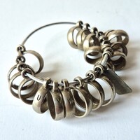 Jewelry gauge for determining ring size