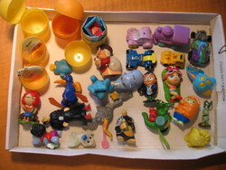 24 db kinder figura csomag