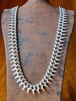 Fishbone style wide necklace
