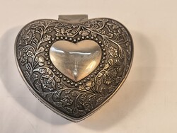 Szív alakú régi ékszertartó doboz F7