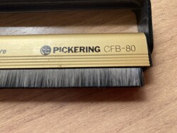 Retró Pickering bakelitlemez tisztító kefe