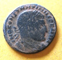 Római kisbronz Constantinus Magnus Soli Invicto RE4