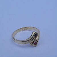 Aranyozott,ezüst gyűrű,cirkónia kövekkel díszített.925 sterling