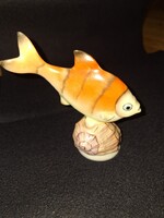 Drasche 13 cm- es porcelán halfigura