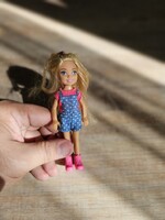 Mattel Chelsea – 2010-es kiadás, aranyos játékbaba