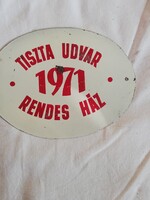 FESTETT  TÁBLA TISZTA UDVAR 1971