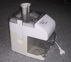 Gyümölcs centrifuga