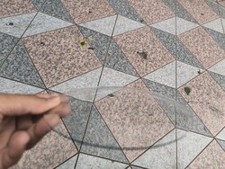 Domború óra üveg falióra üveg  méretre vàgható csiszolható esetleg 19 cm. Videó ís !