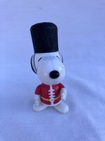 1999 McDonald’s Happy Meal Snoopy UK Egyesült Királyság királyi gárdája világkörüli turné figura