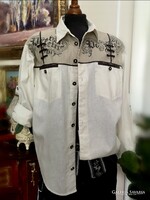 Tiroli 40 es bajor férfi ing, Oktoberfest,tradicionális hegyi viselet, organikus, szarvasagancs gomb