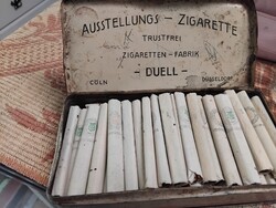Ausstellungs cigarettás fémdoboz - tartalma Symphonia