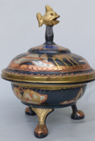 Vintage aranyozott, bronz vastag marokkói  fedeles keleti csemege tartó ,három lábbal 1960