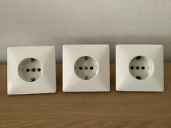 Régi fehér kontakta konnektor 3 db