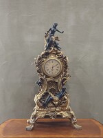 Barokk stílusú aranyozott, hatalmas asztali óra