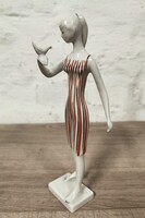 Szonntagh Éva - Lány madárral Drasche, Kőbányai porcelán. Hibátlan, gyűjtői darab.