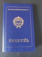 Magyar Népköztársaság kék útlevél a világ összes országába valutalappal Kisvári Sándorné