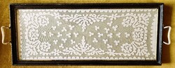 ART DECO DEKÓ SZALON TÁLCA KETTŐ ÜVEG KÖZÖTT RÁTÁTES CSIPKE APRÓLÉKOS MAGYAR KÉZIMUNKA