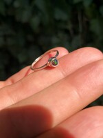 Gyönyörű fekete opál köves ezüst gyűrű 18mm