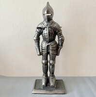 54 cm magas öntöttvas lovag szobor - Kandallótisztító készlethez