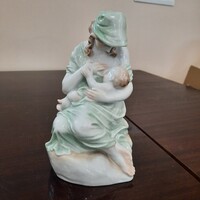 Antik Herendi Anyaság, Szoptató Anya gyermekével porcelán figura