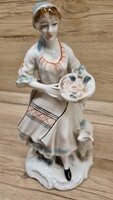 RETRO PORCELAIN ARPO FIGURE