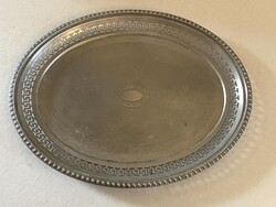 OVAL METAL TRAY WITH CUTOUT AND DECORATIVE EDGE 36.5 X 29 CM